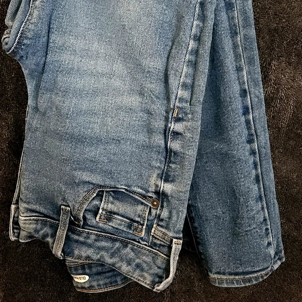 Jeans - Picture 2 of 5